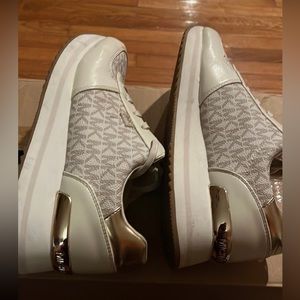 Michael Kors Women’s Shoe